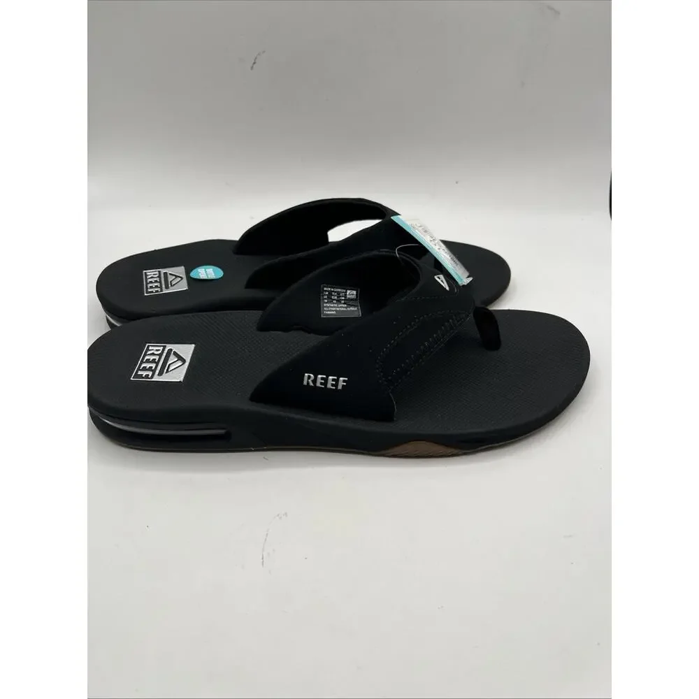REEF Fanning Mens 10 Water Friendly Bottle Opener Sandals Flip Flops Black NWT